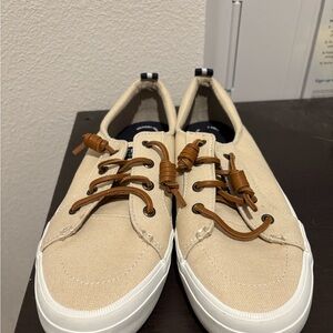Sperry Crest Vibe Sneakers